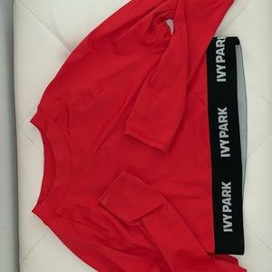Ivy park long sleeve crop top with open back🤩